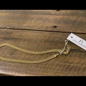 Uncommon James choker